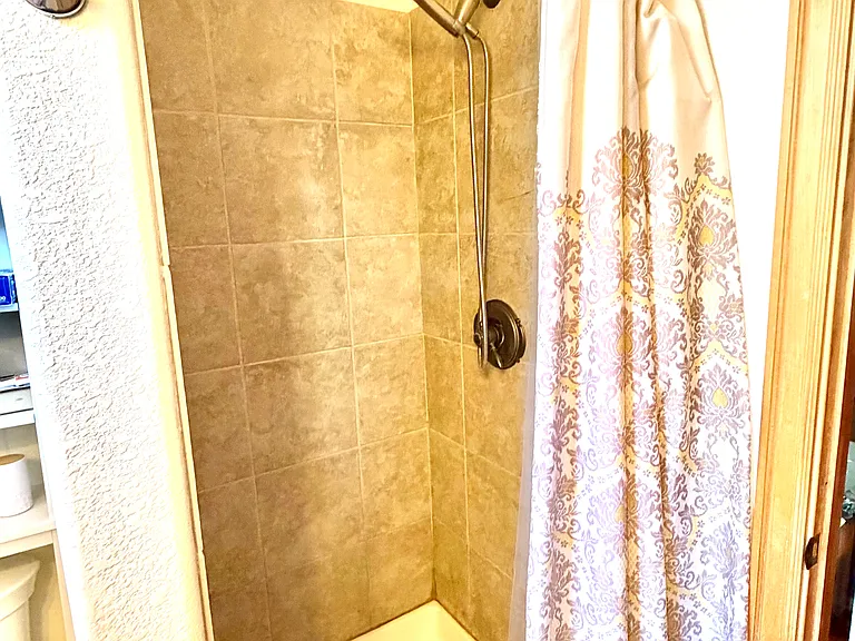2544 N Emerson St #A — Photo 27