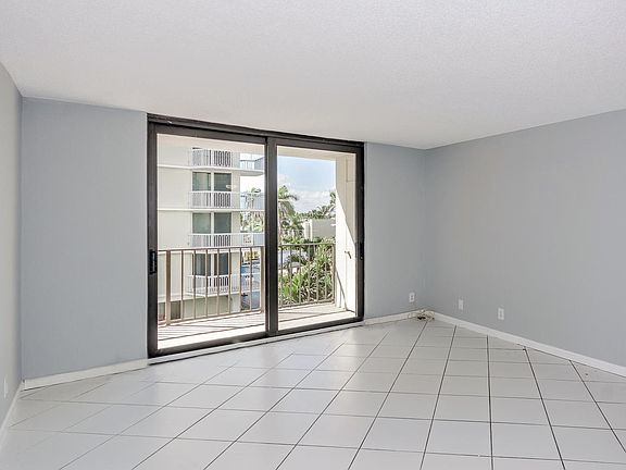 4th image of 145 Ocean Ave APT 318