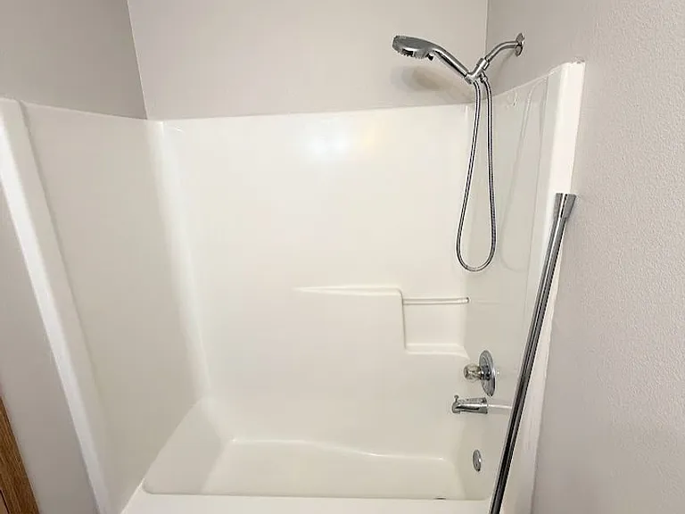 5188 Perry St NE — Photo 16