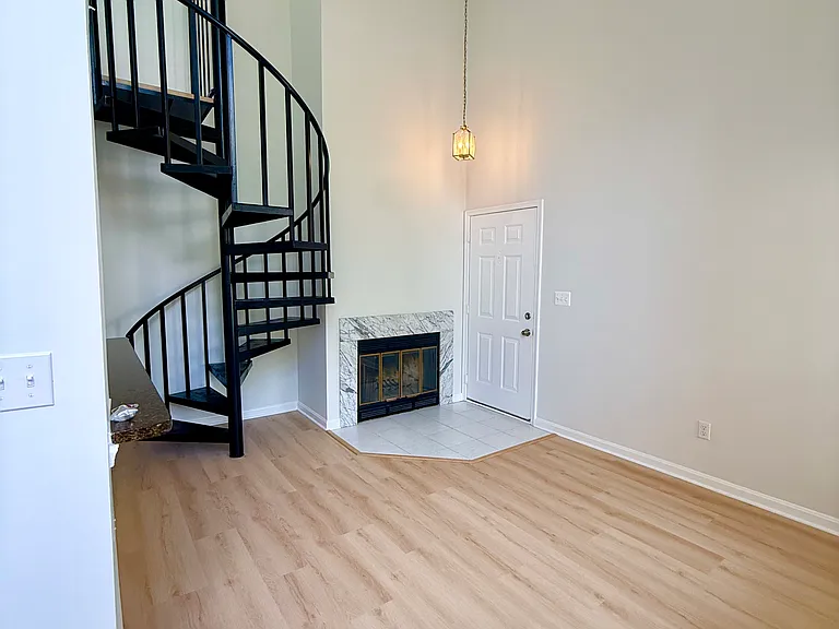 10520 Beacon Ridge Dr #303 — Photo 6