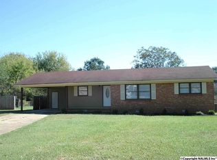 1103 Crestline Pl SW, Hartselle, AL 35640