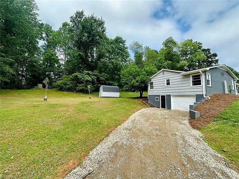 2025 Pope Rd — Photo 2
