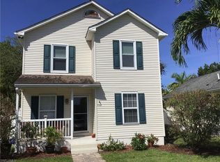 522 Leawood Cir, Naples, FL 34104
