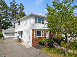384 Delawanna Ave, Clifton, NJ 07014