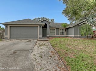 2305 Shady Oak Rd, Melbourne, FL 32935