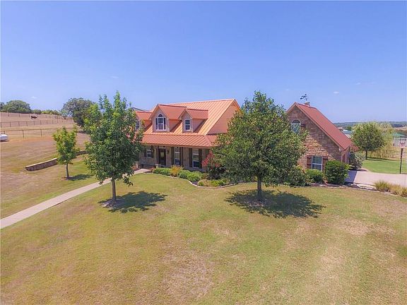 3rd image of 2200 Beau West Ct