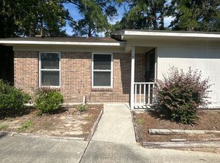 1 Adams Cir #A, Beaufort, SC 29902