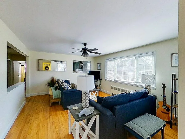 9 Hillside Ave — Photo 3