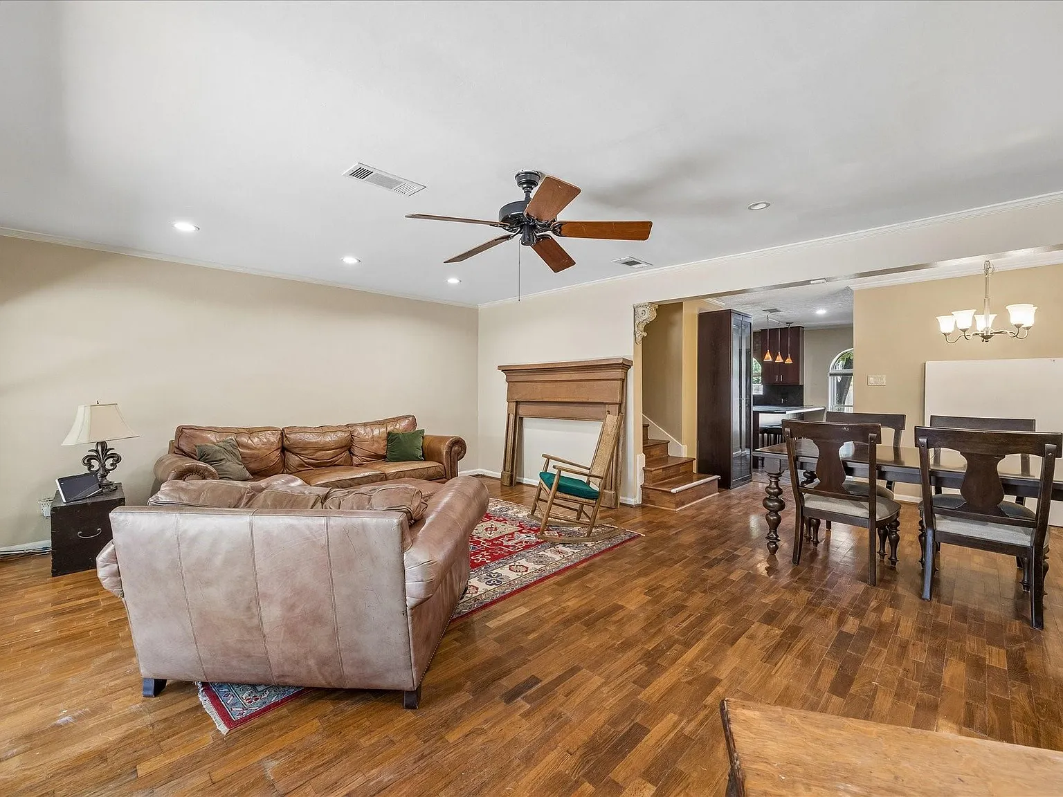 2 bed, 2.5 bath, 1554 sqft, $1,650 — Photo 4