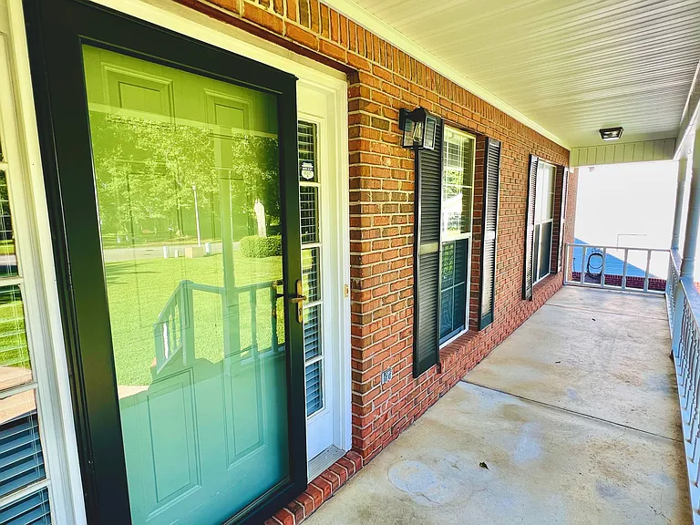103 Darlington Cir — Photo 8
