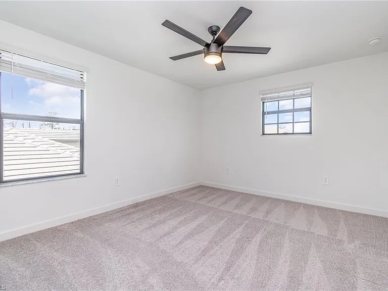 10849 Timber Creek Dr — Photo 13