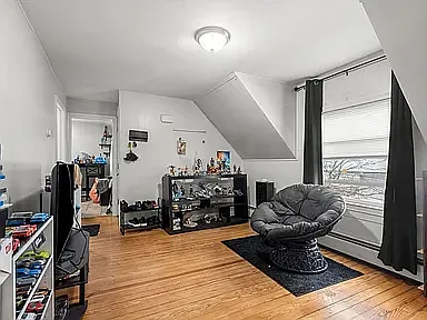 10 Lawrence St — Photo 5
