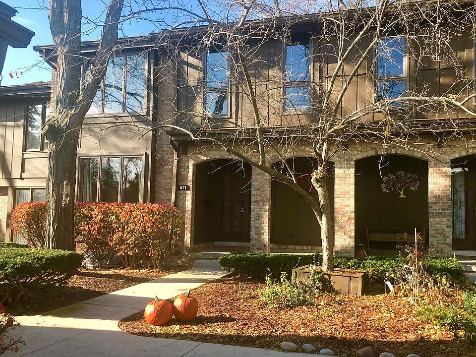 1st image of 811 Greenhills Dr