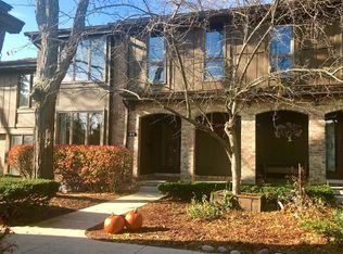 811 Greenhills Dr, Ann Arbor, MI 48105