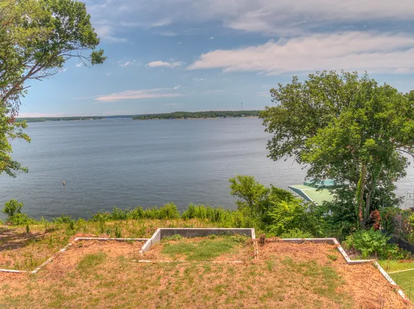 S Cliff Crest Dr, Vinita, OK 74301