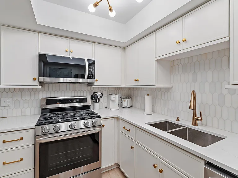 11830 Brier Patch Ct — Photo 13