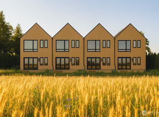 607 Maple Ave #A-D, La Conner, WA 98257