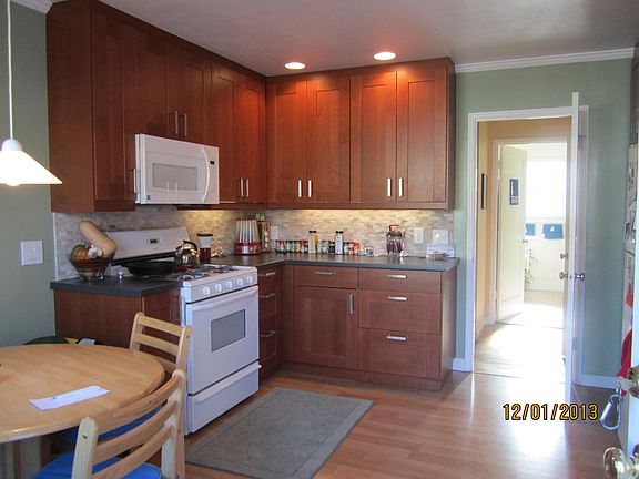 kitchen with breakfast nook