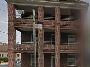 223 Center St APT 1, Tamaqua, PA 18252