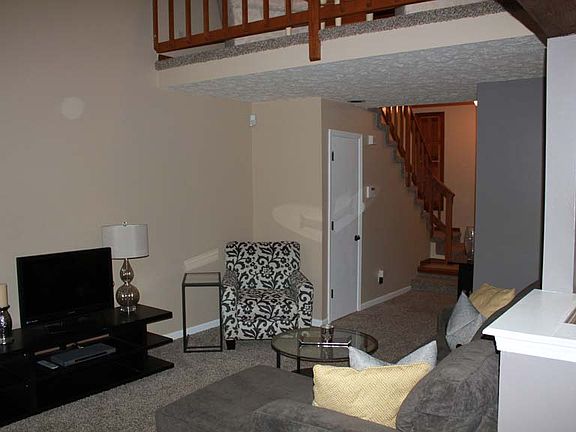 2nd image of 4651 Stansbury Ct