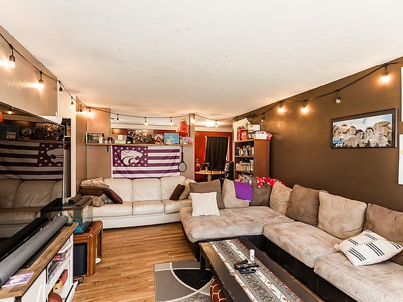 5th image of 1411 Hartford Rd