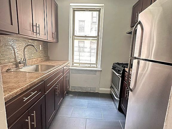 3rd image of 40 Woodruff Ave APT 108
