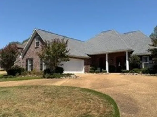 1006 Heritage Dr, Brandon, MS 39042
