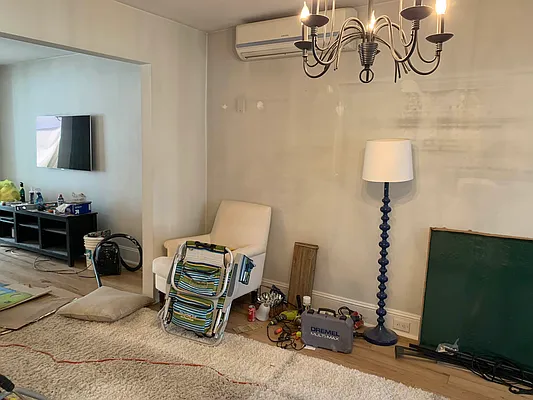 Rented by Voro, LLC | media 29