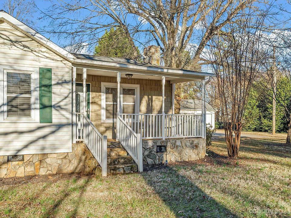 2489 Country Club Rd, Lincolnton, NC 28092 Zillow