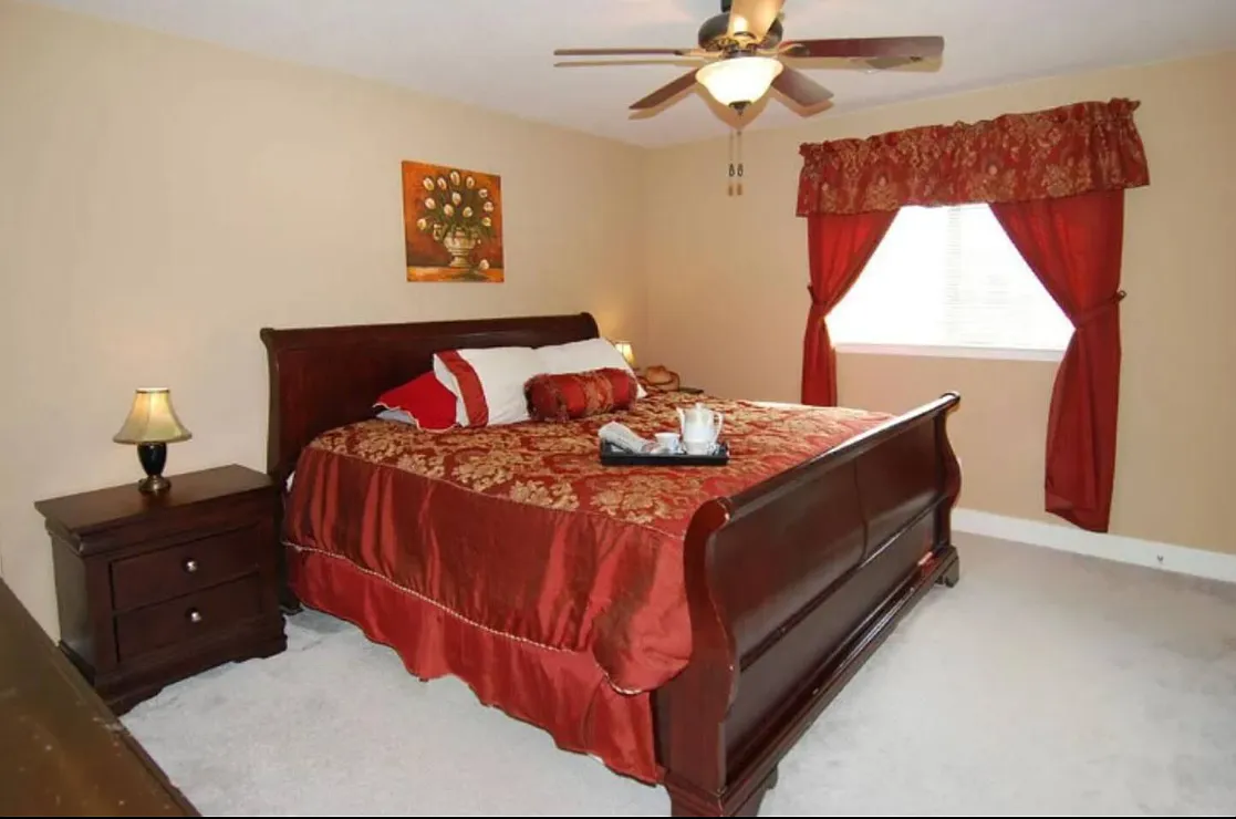 3 bed, 2.5 bath, 1545 sqft, $3,000 — Photo 3