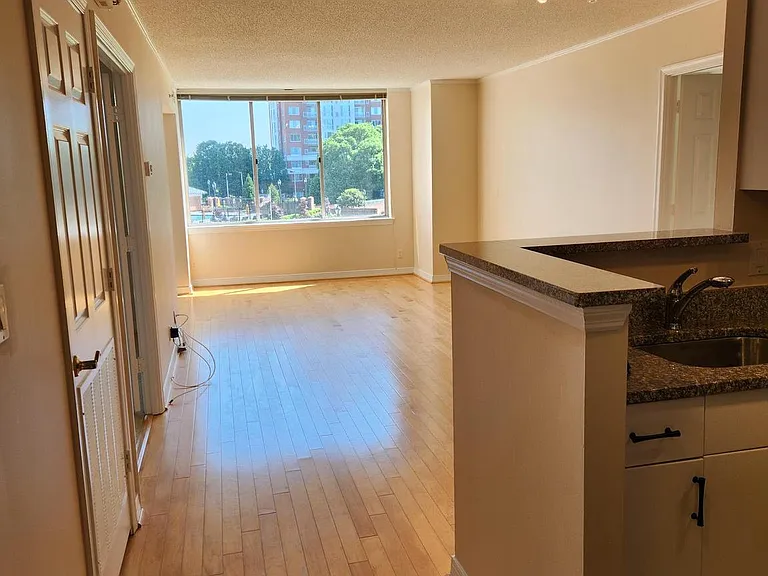 5809 Nicholson Ln #304 — Photo 2