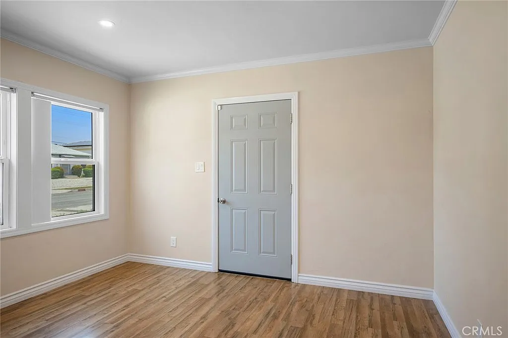 1 bed, 800 sqft, $2,500 — Photo 3
