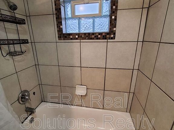 3rd image of 301 S Napoleon Ave APT C