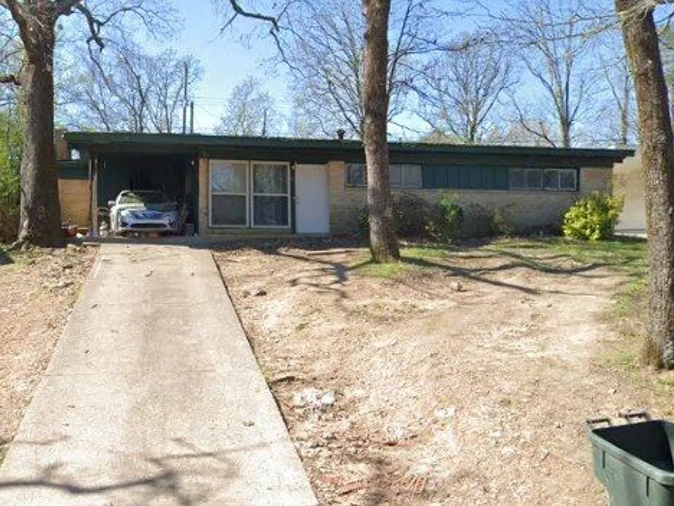 21 Westmont Cir