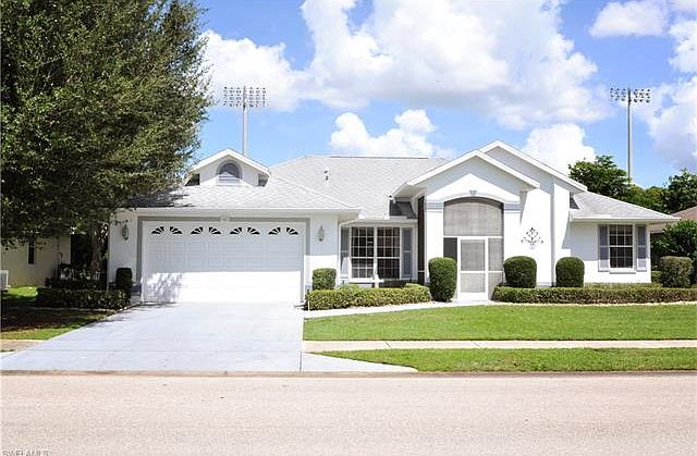1st image of 1468 Argyle Dr