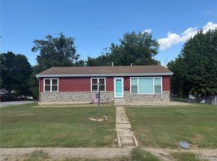 32 Wauneta Pl, Hannibal, MO 63401