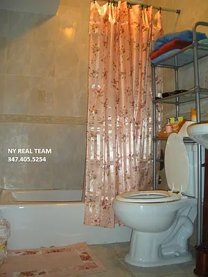 Rented by Real Team Brokerage | media 21