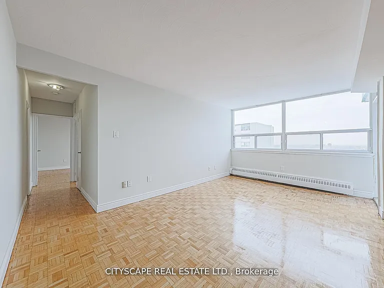 1442 Lawrence Ave W #816 — Photo 9