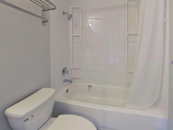 2nd image of 340 Lafayette Rd #217