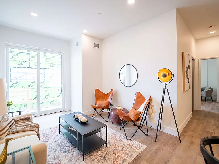 228 McConnell St — Photo 19