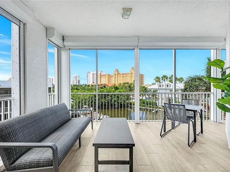 400 Flagship Dr #401 — Photo 24