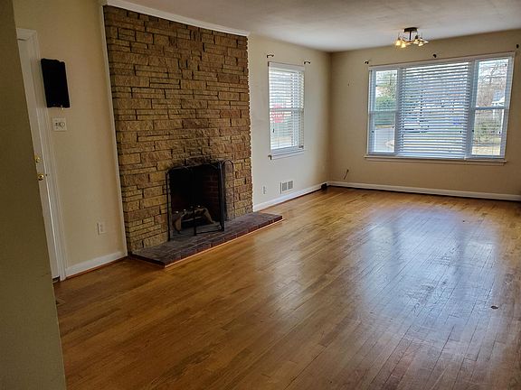 4th image of 501 S Jefferson St
