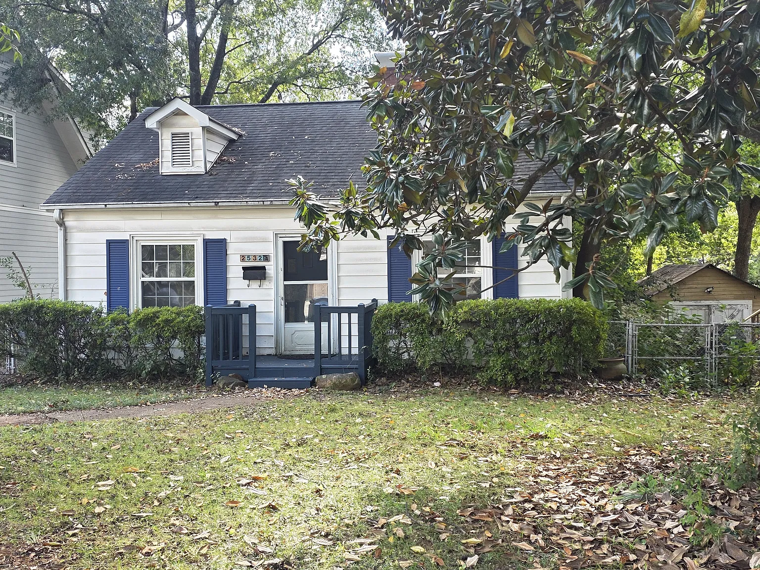 3 bed, 1343 sqft, $2,350 — Photo 2