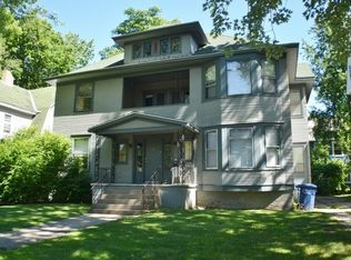 704 W Green St, Urbana, IL 61801
