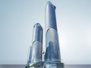 14 York St #902, Toronto, ON M5J 0B1