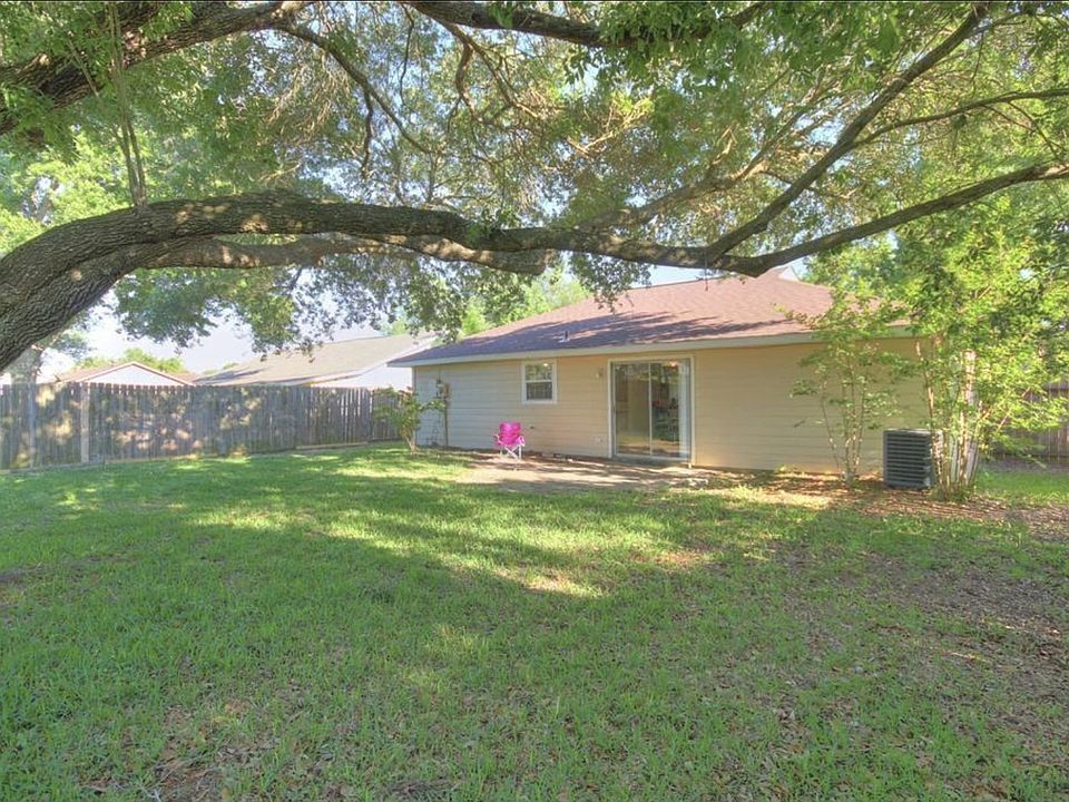 2807 N Brompton Dr. 2807 N Brompton Dr Pearland TX Zillow