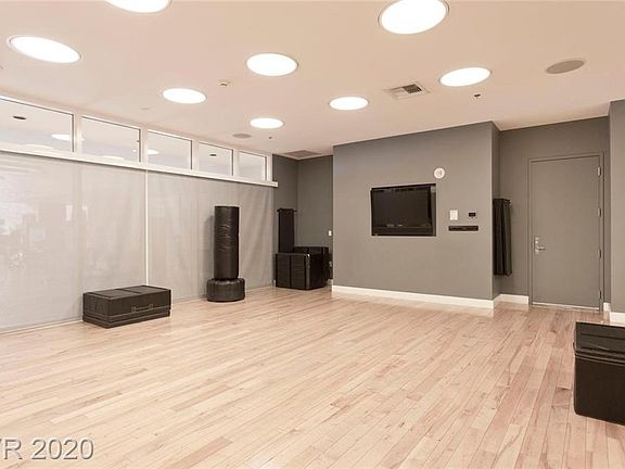 4th image of 4575 Dean Martin Dr Unit 2707