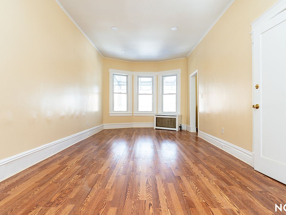 1st image of 3418 Avenue I Floor 1