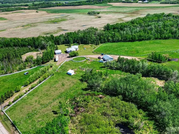 50473 Range Road 232, Strathcona County, AB T8A 4V4