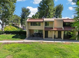 9541 Via Salerno, Burbank, CA 91504